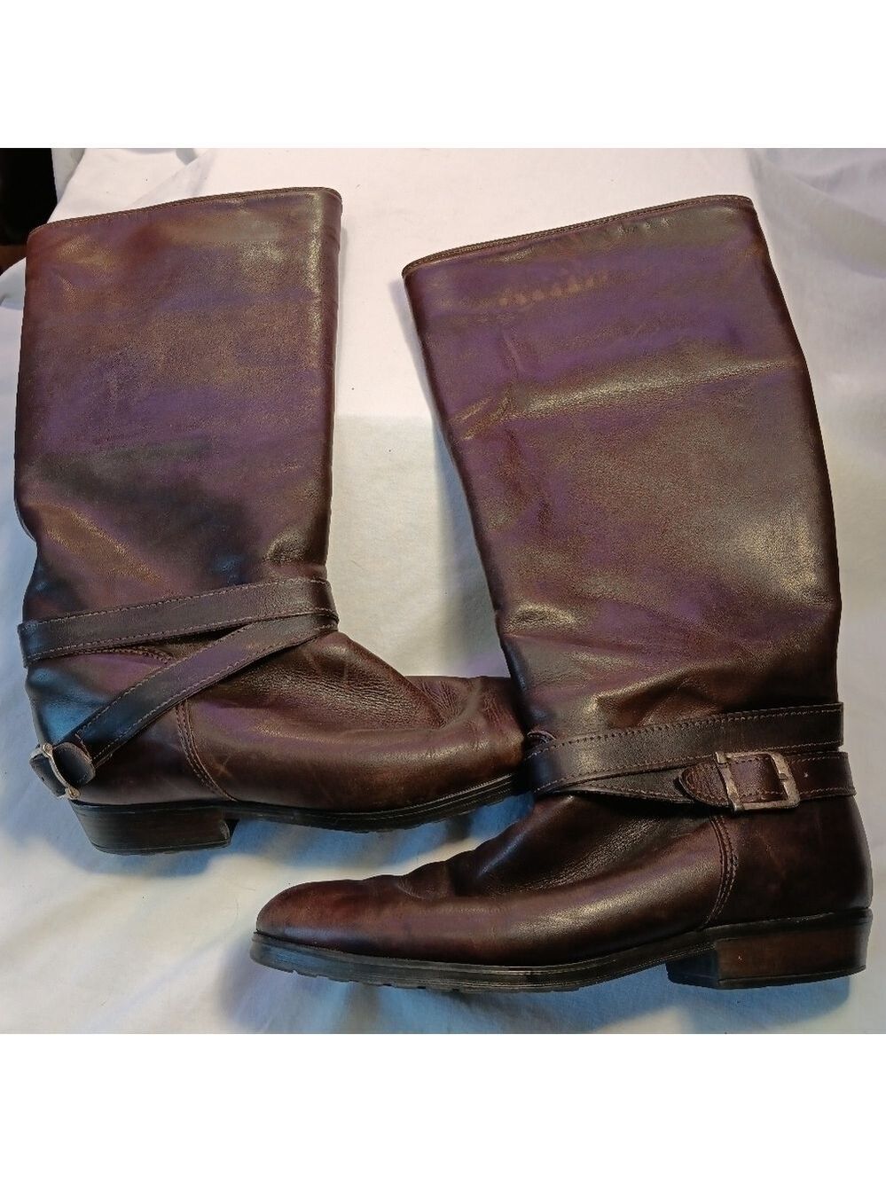 Santana Vintage Canada leather boots sz 10